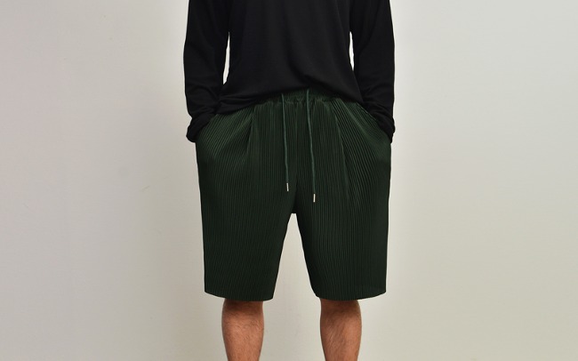 HOMME Pleated-Shorts 636