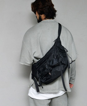 Mid-size multi-pocket crossbody bag 242