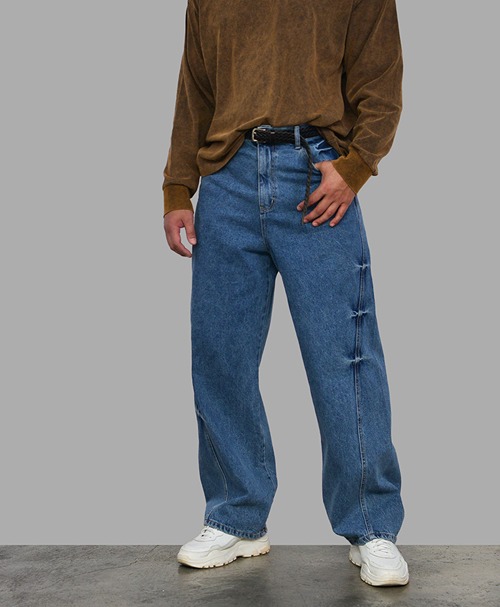 Diagonal Cut Wide Denim-Jeans 848